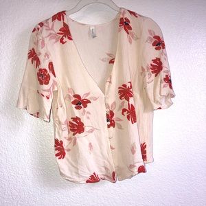 Fun texture blouse; floral print